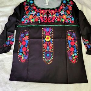 New Chicyea XL Black Florial Designed 3/4 Sleeve Blouse